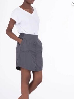 Indygena Kelione Skirt Shorts in Nephrite Grey